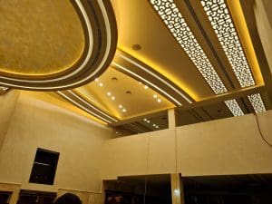 התקנת רמקולים שקועים לבית כנסת